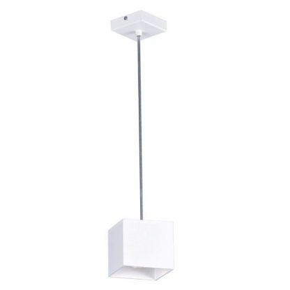 Biała lampa wisząca z geometrycznym kloszem do salonu