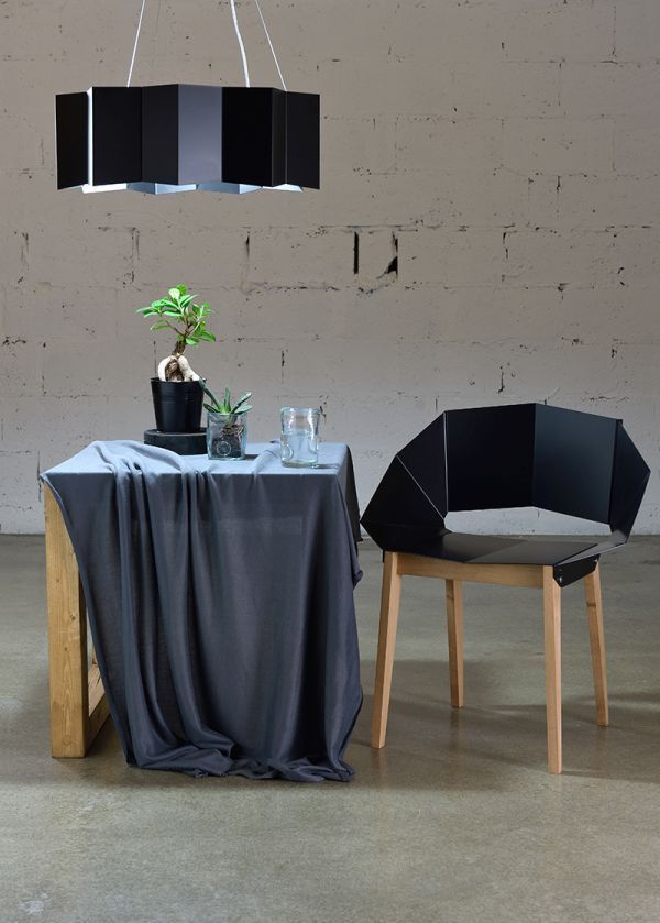 Czarna lampa Big Star - Gie El Home - geometryczny klosz