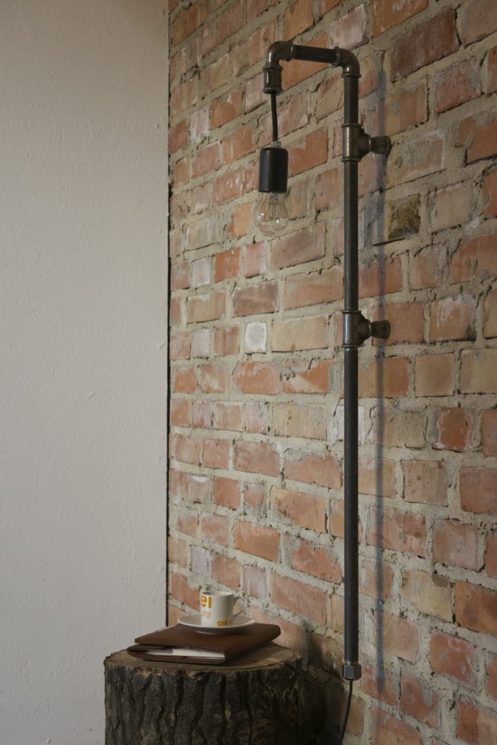 Lampa ścienna Wand - stalowa, z rurek, czarna