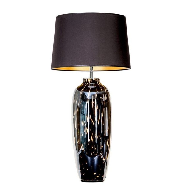 wysoka szklana lampa do salonu nowojorskiego