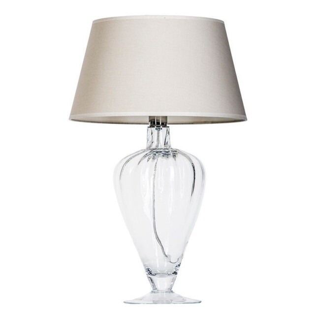 szklana elegancka lampa do salonu ze szklaną podstawa