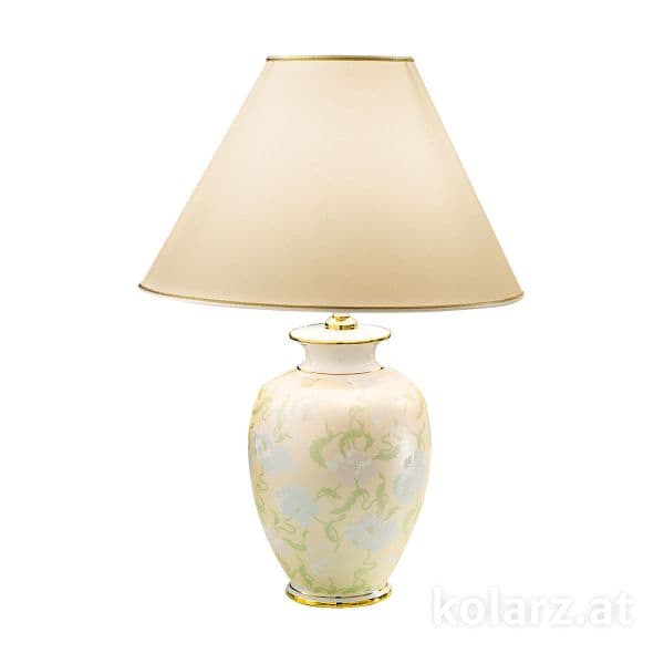 kremowa lampa stołowa do klasycznego salonu