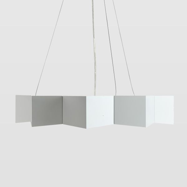 stalowa lampa wisząca geometryczny klosz biała