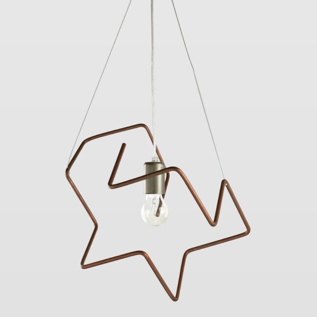 Lampa wisząca na niewidzialnych przewodach