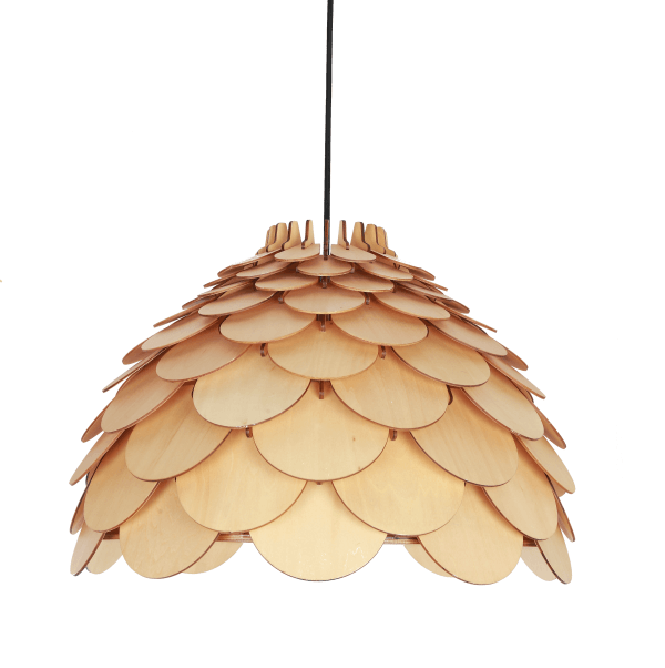 Drewniana lampa wisząca nad stół w salonie - Burgo