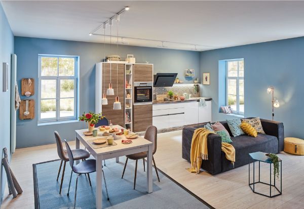 Lampa podłogowa Haldar do salonu