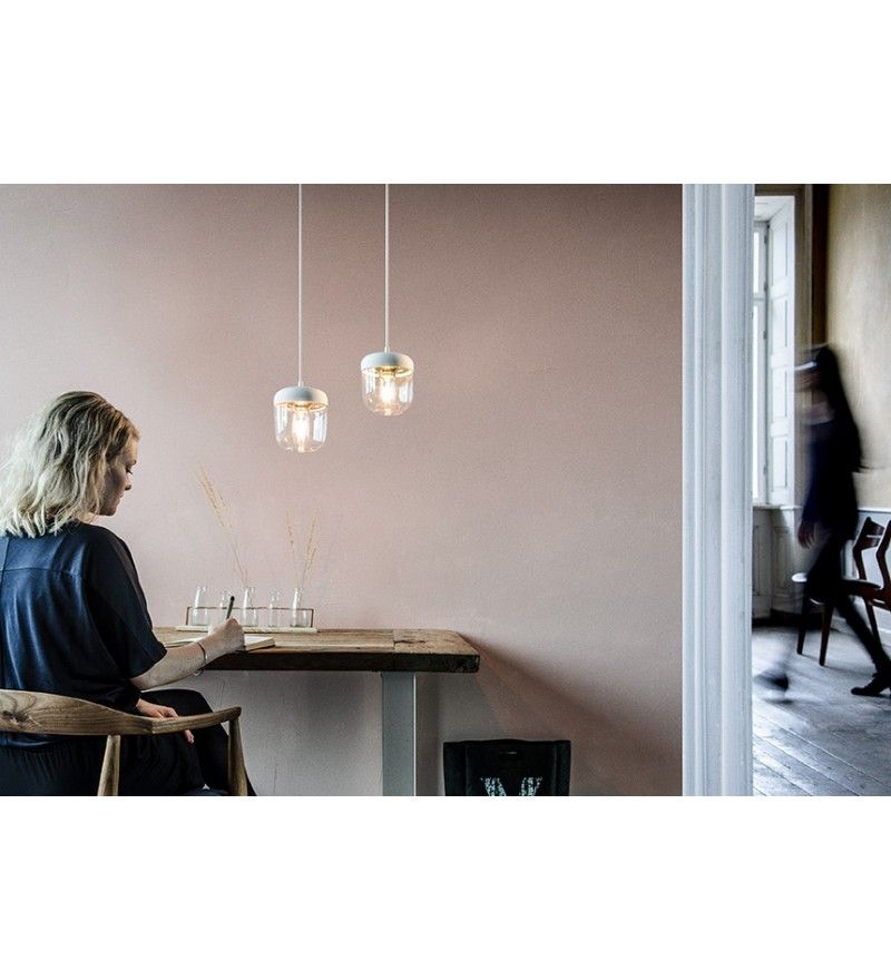Lampa skandynawska do salonu Acorn Umage - biała