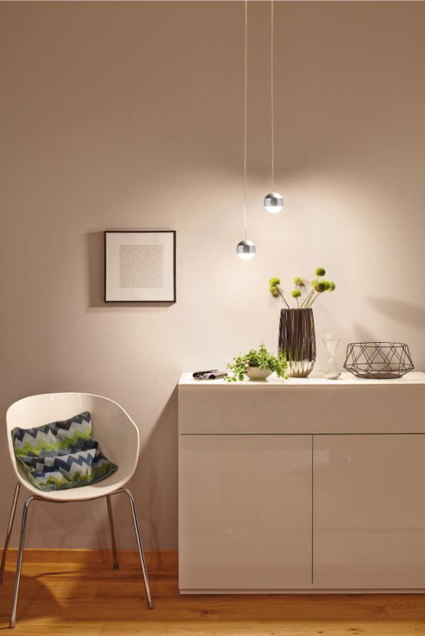 Nieduża lampa wisząca Capsule II - biała, system szynowy