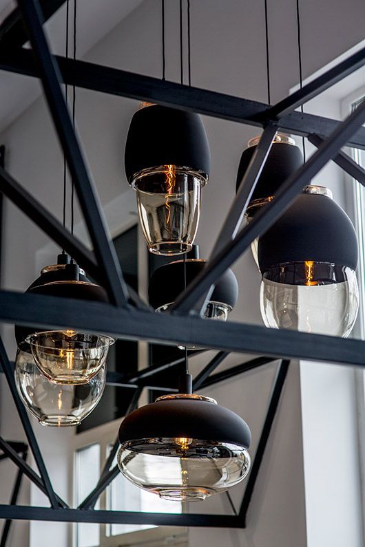 Lampa wisząca Miranda Wide do restauracji i kawiarni - beż i czerń