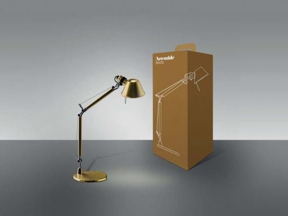 Złota lampa biurkowa Tolomeo Micro Tavolo - do sypialni dla dziecka