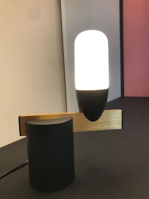 Nowoczesna lampa stołowa Sakai - LED - dekoracyjna żarówka