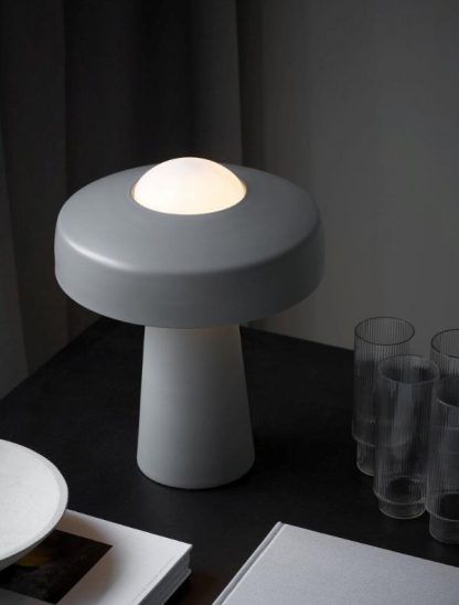 Lampa stołowa Time do stylowego gabinetu