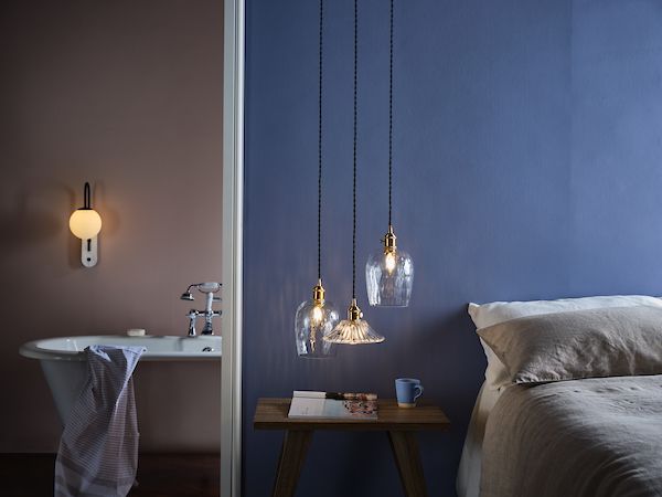 Kinkiet Deuce nad wannę w łazience