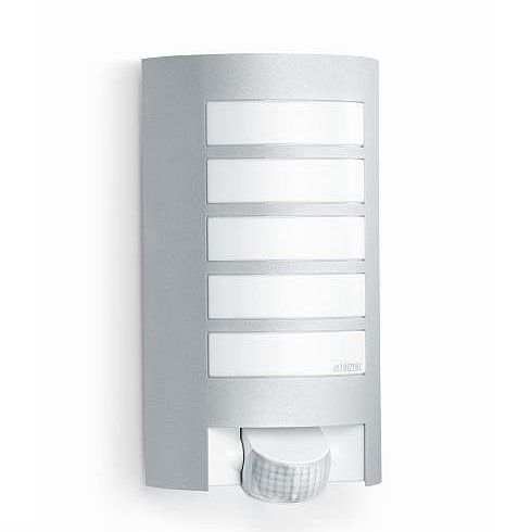 Kinkiet L 12 S do oświetlenia drzwi wejściowych