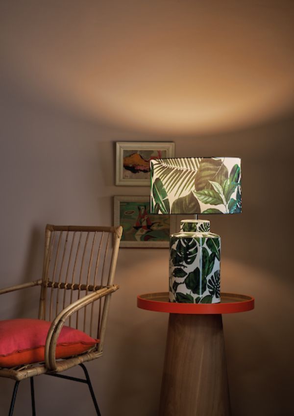 Lampa stołowa Filip na szafkę w sypialni