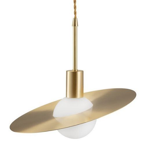 Lampa wisząca Jupiter nad strefą relaksu w salonie