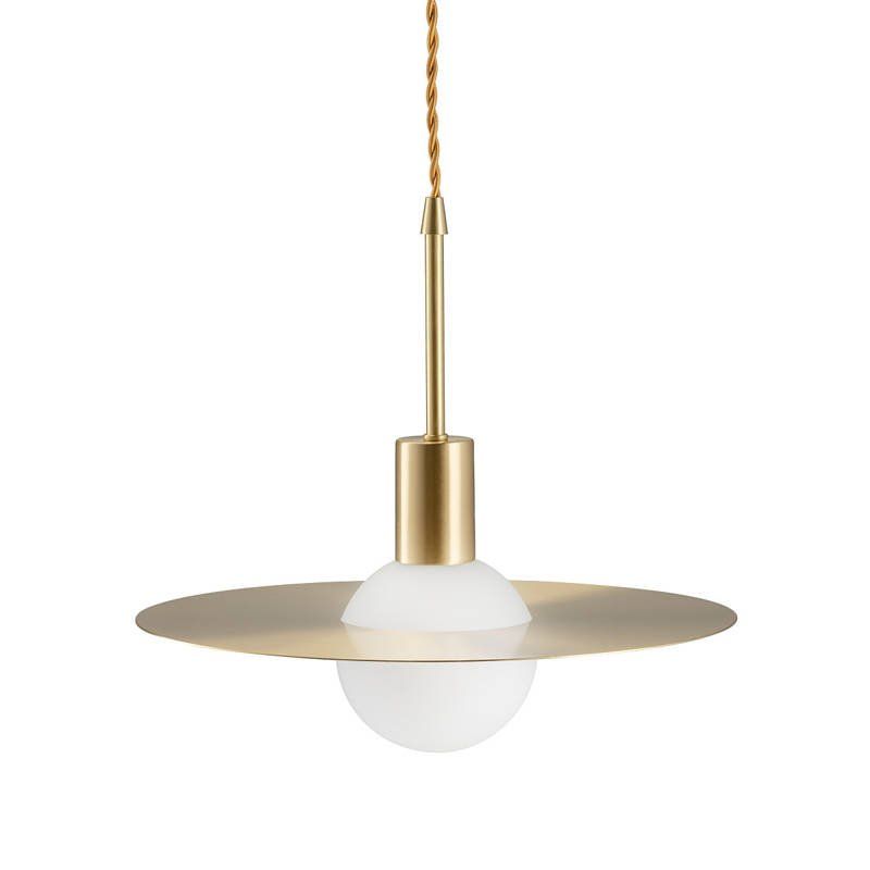 Lampa wisząca Jupiter nad strefą relaksu w salonie