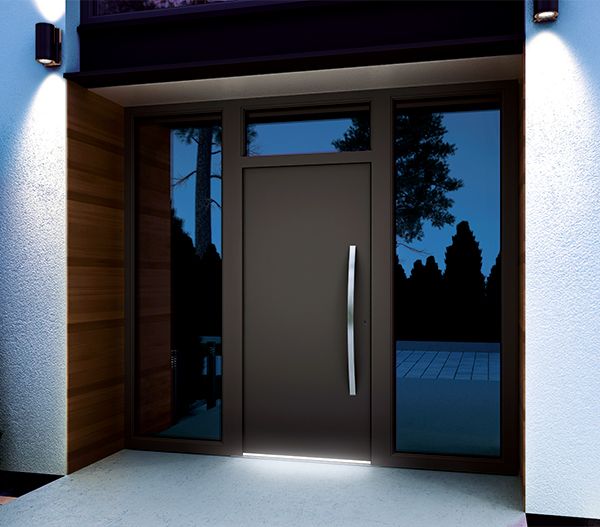 drzwi wejsciowe z oswietleniem w progu