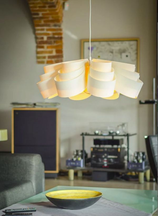 Lampa wisząca Fiora 70 do przestronnego salonu