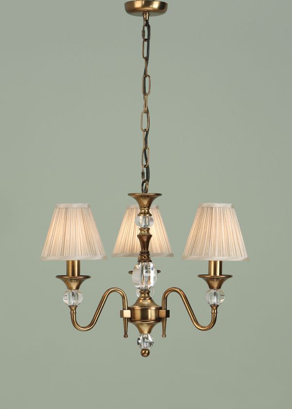 Żyrandol Polina nad łóżko w sypialni