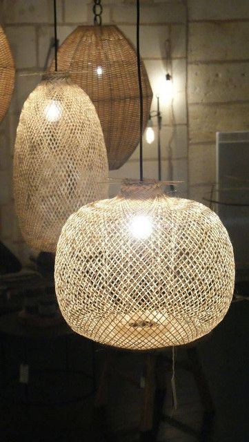 Lampa wisząca Bali do pięknej sypialni