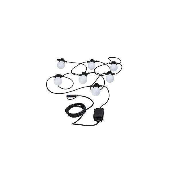 Girlanda ogrodowa Plug&Shine jako ozdoba tarasu