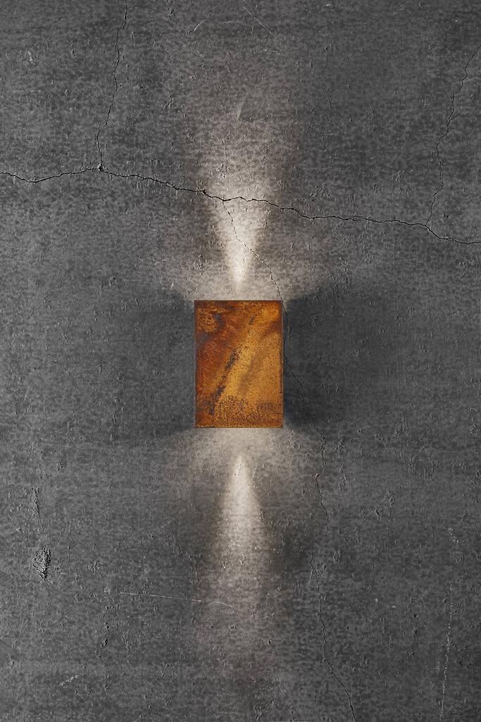 Kinkiet Fold 15 do oświetlenia wejścia do domu