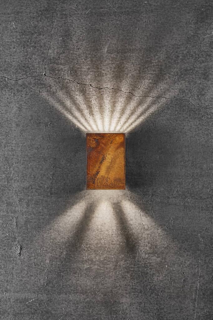 Kinkiet Fold 15 do oświetlenia wejścia do domu