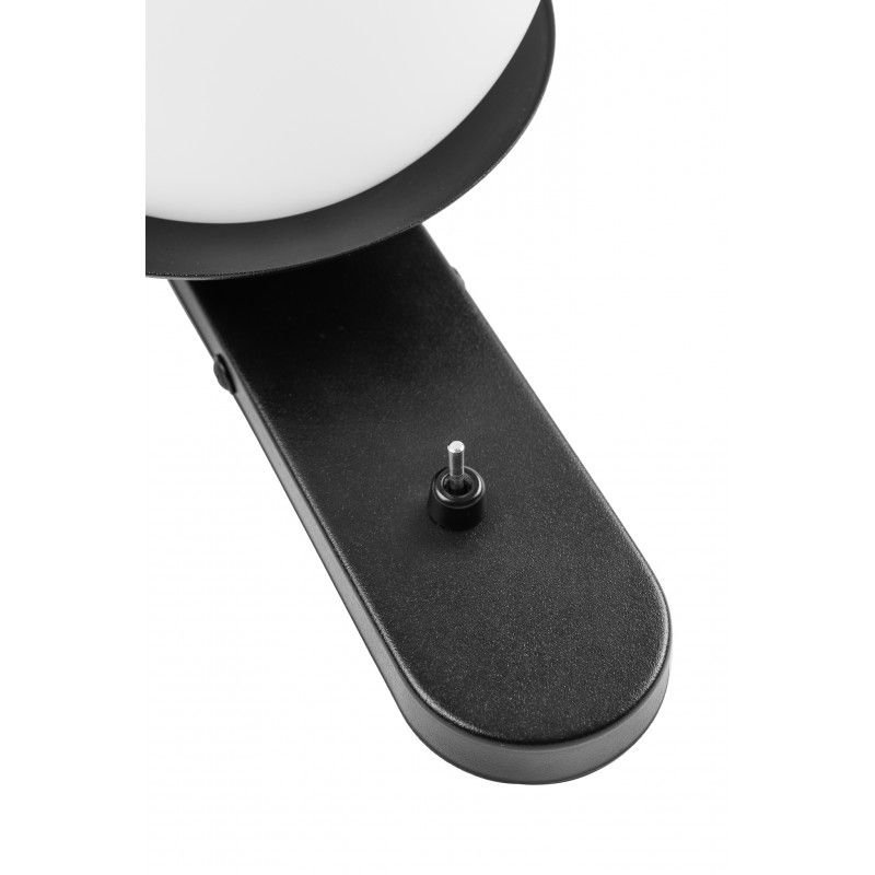 Kinkiet Kuul D1 do przedpokoju i gabinetu