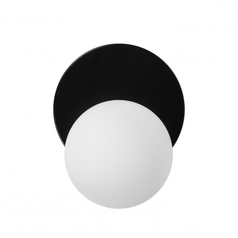 Kinkiet Refa jako doświetlenie lustra w łazience