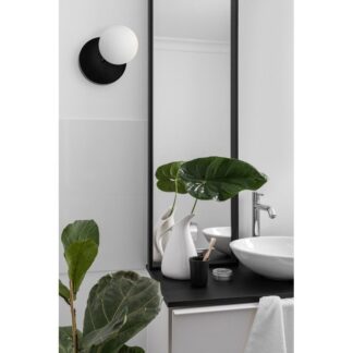 nowoczesny-kinkiet-do-lazienki-aranzacja.