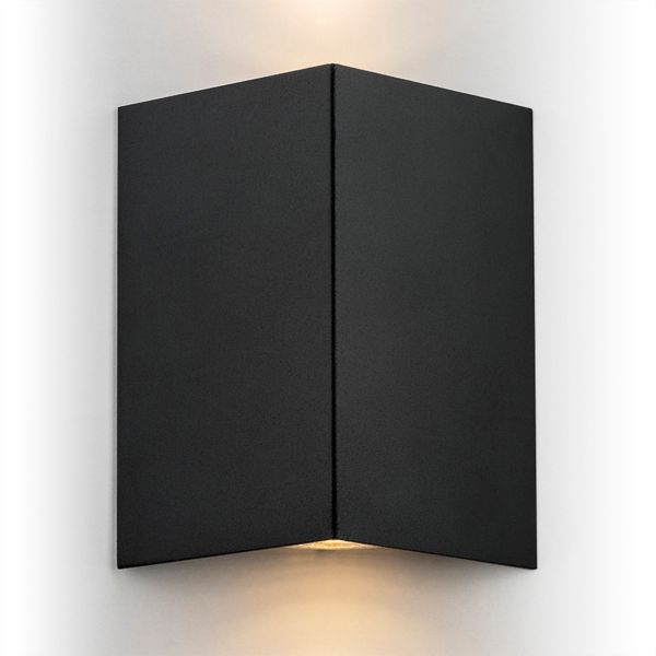 Kinkiet Skiatos do eleganckiego salonu