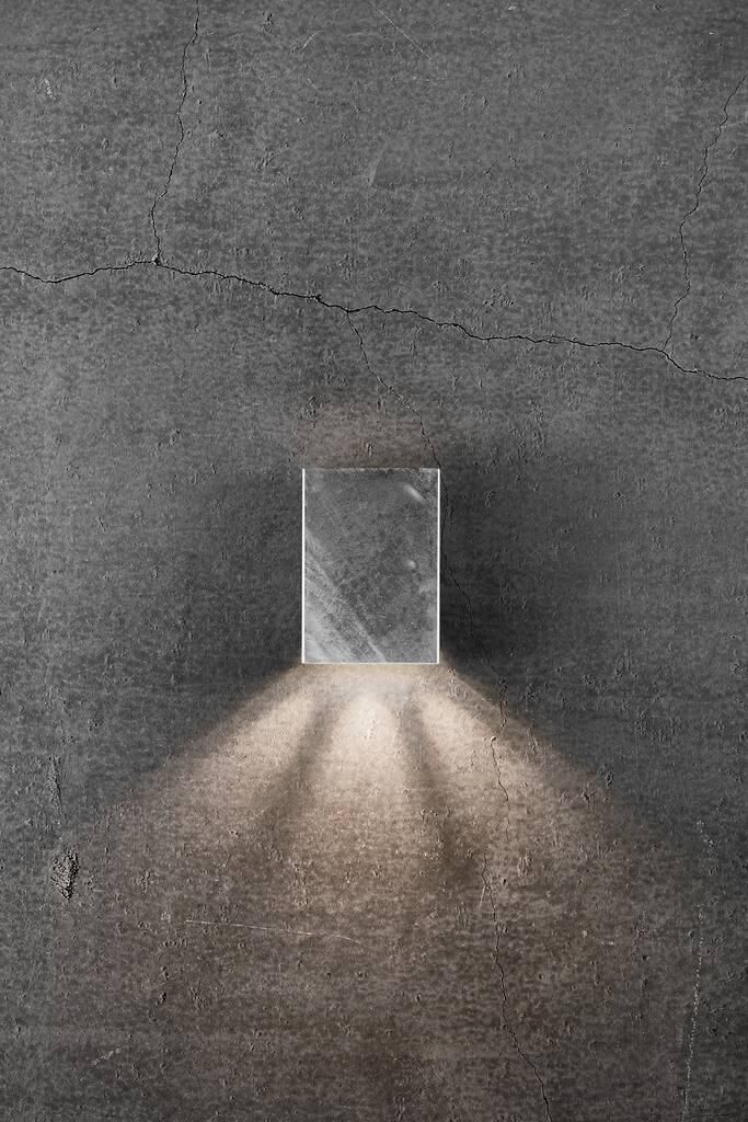 Kinkiet zewnętrzny Fold 15 do oświetlenia wejścia