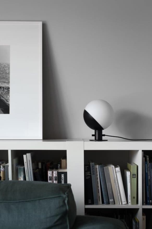 Lampa stołowa/kinkiet Baluna do nowoczesnego salonu