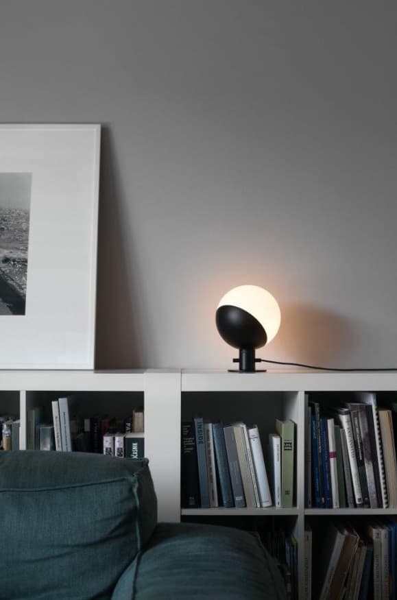 Lampa stołowa/kinkiet Baluna do nowoczesnego salonu