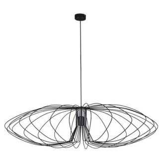 Czarna lampa wisząca (żyrandol) z metalową konstrukcją w kształcie płaskiej elipsy z prętów.