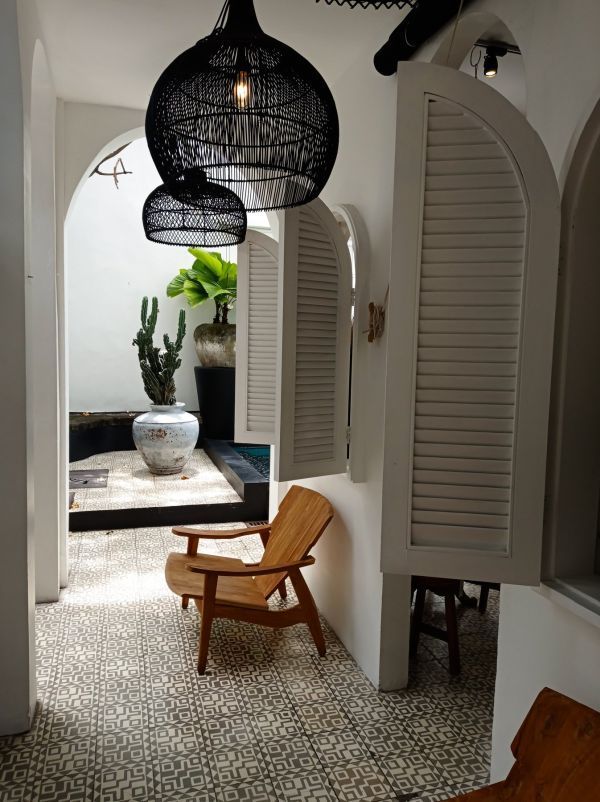 Lampa wisząca Bob do salonu nad sofę