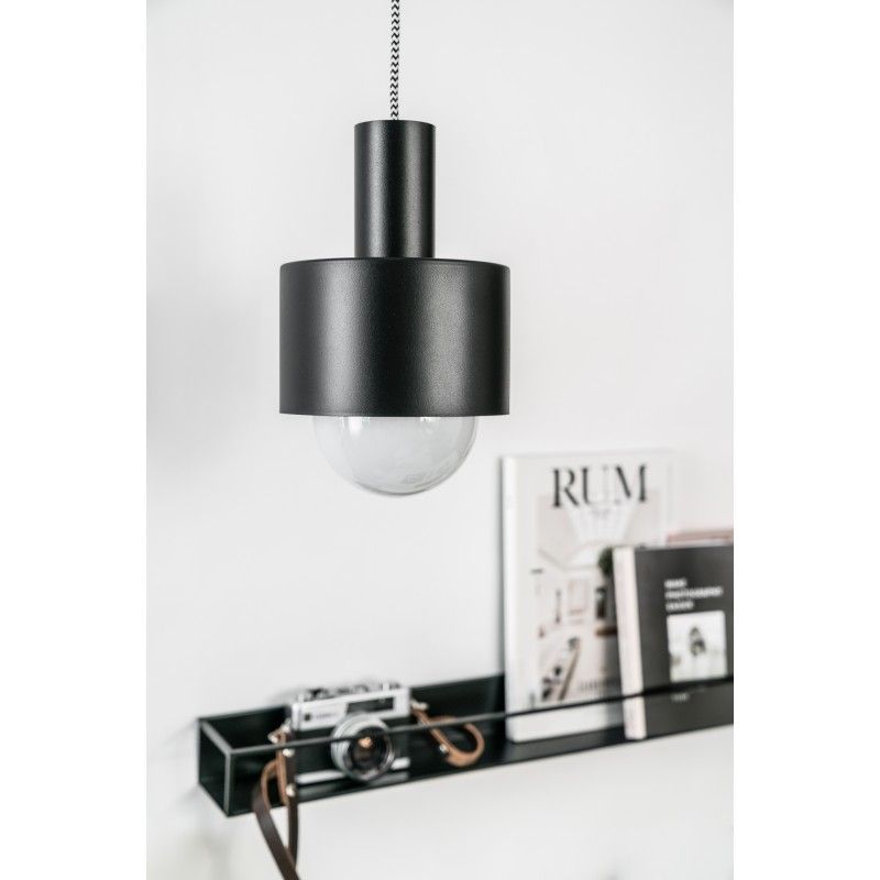 Lampa wisząca Enkel nad biurko w gabinecie