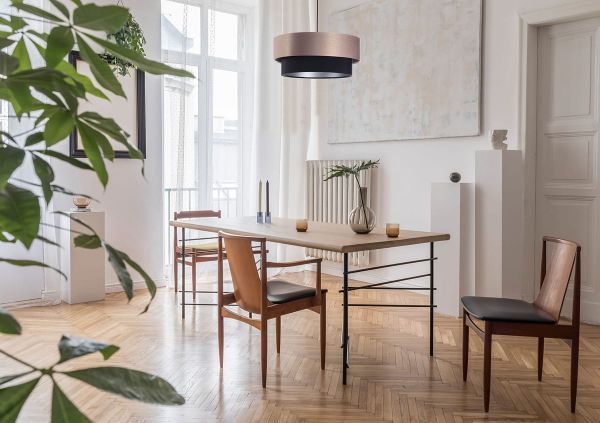 Lampa wisząca Enkel nad stół w jadalni
