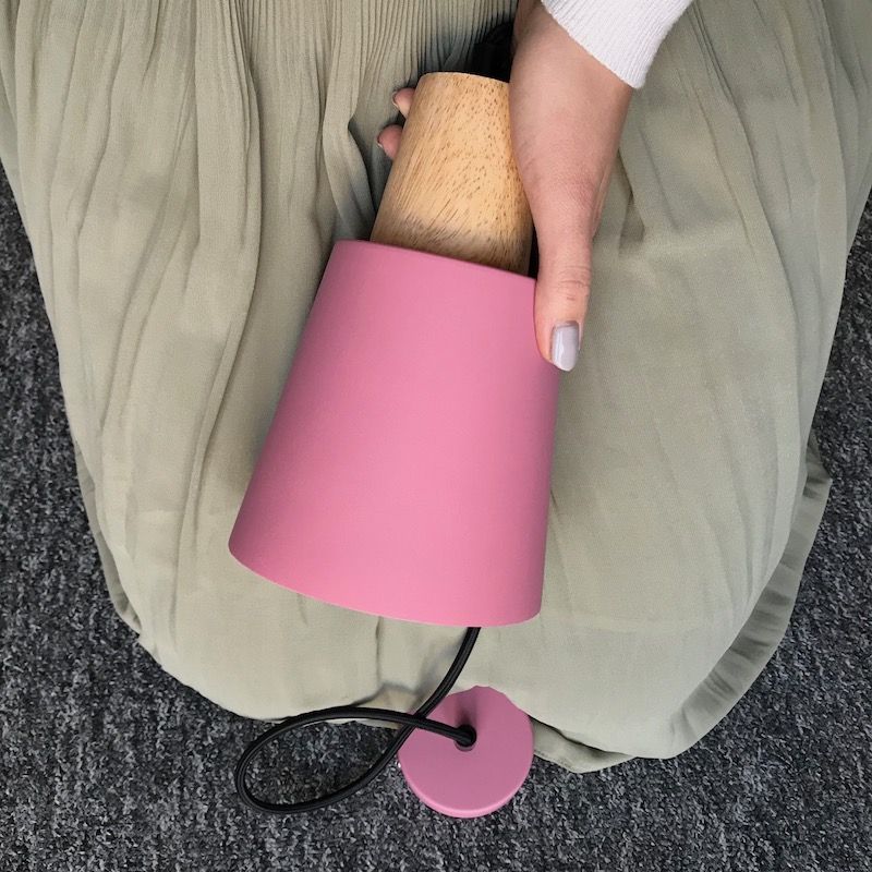 Lampa wisząca Faro do stylowej sypialni