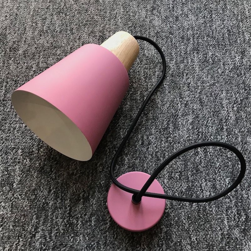 Lampa wisząca Faro do stylowej sypialni