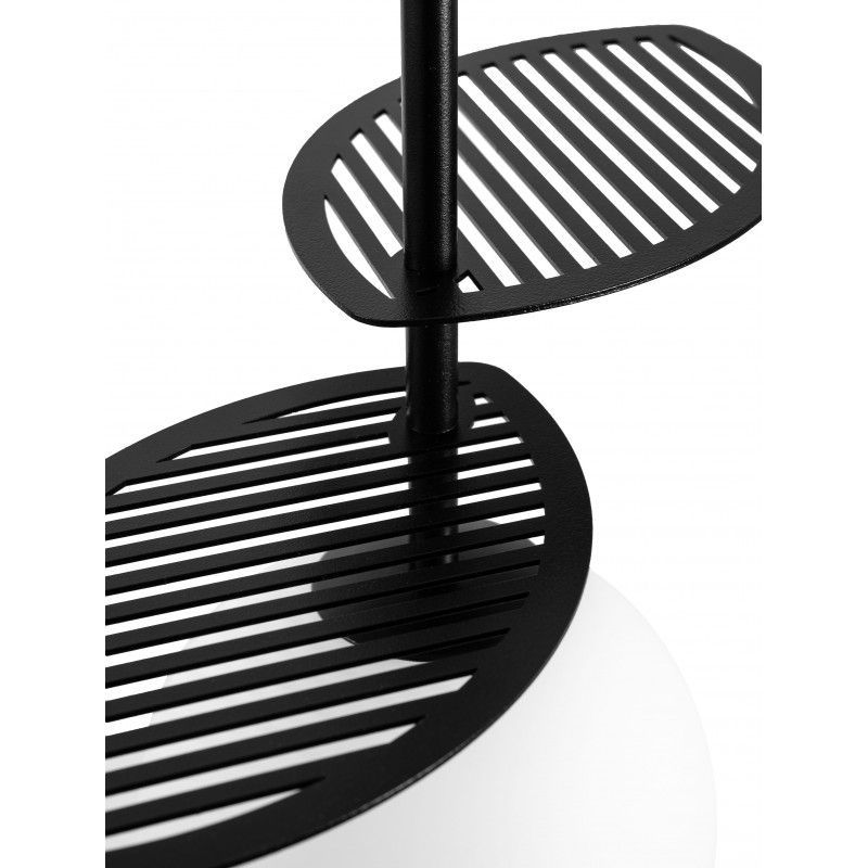 Lampa wisząca Fyllo nad stolik w salonie