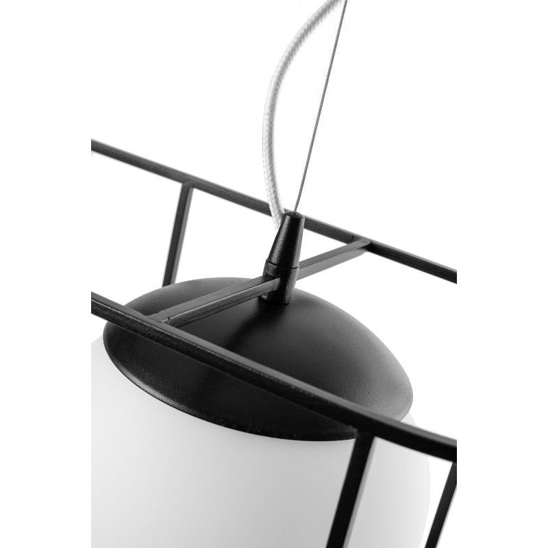 Lampa wisząca Kuglo nad duży stół w jadalni