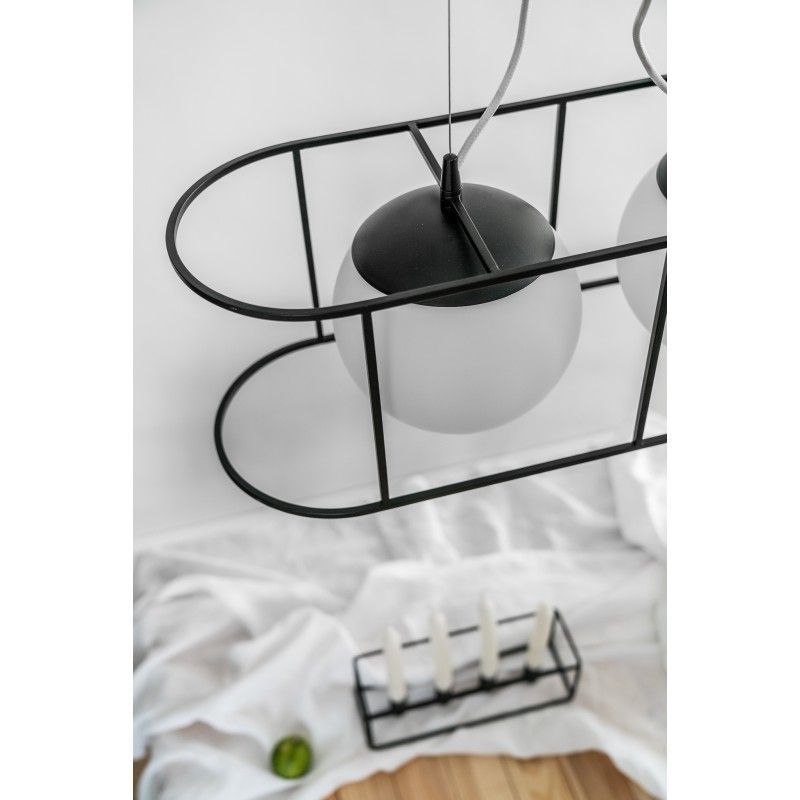 Lampa wisząca Kuglo nad duży stół w jadalni