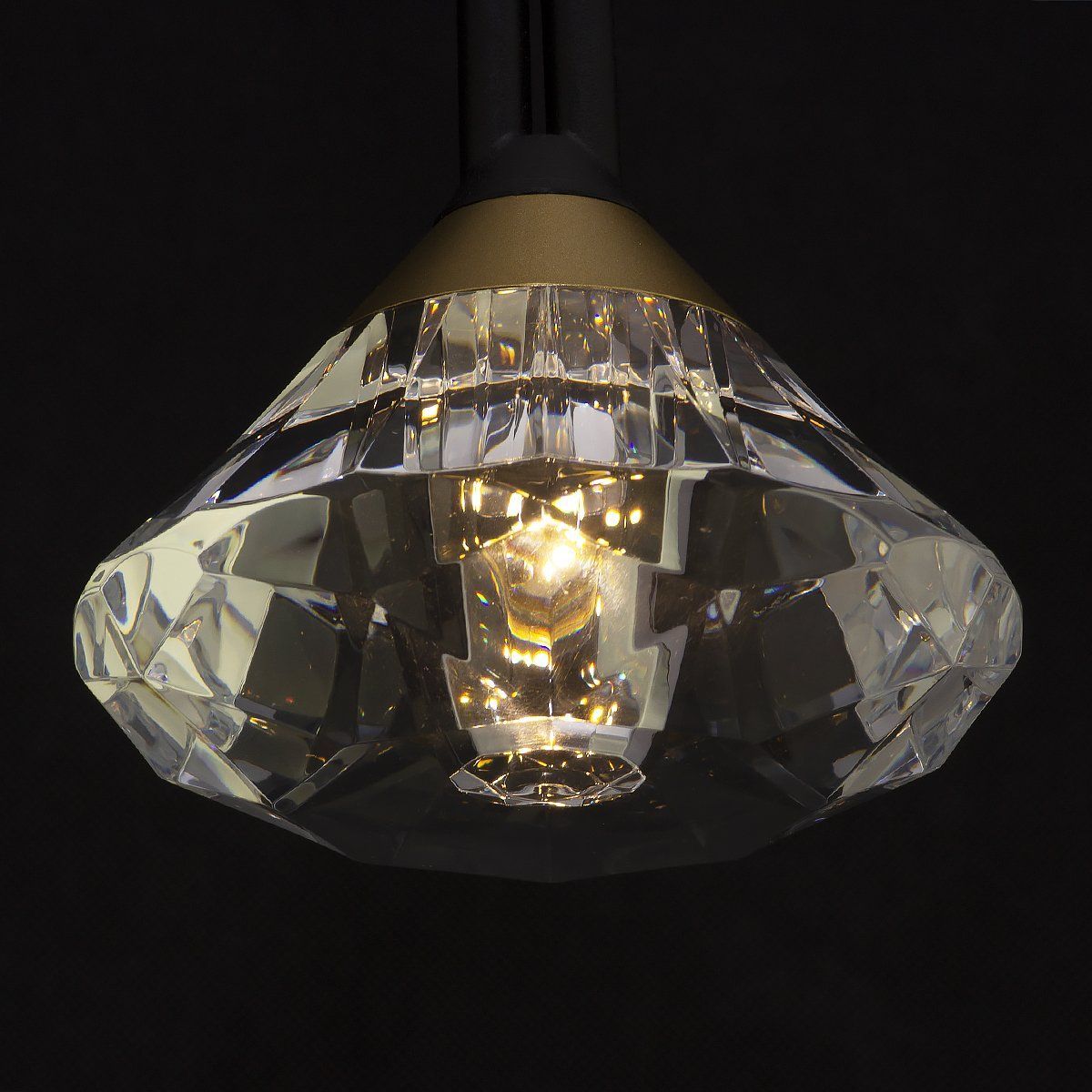 Lampa wisząca Tiffany No.3 CL1 nad łóżko w sypialni