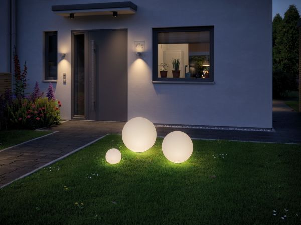 Lampa zewnętrzna Globe Plug&Shine do ogrodu