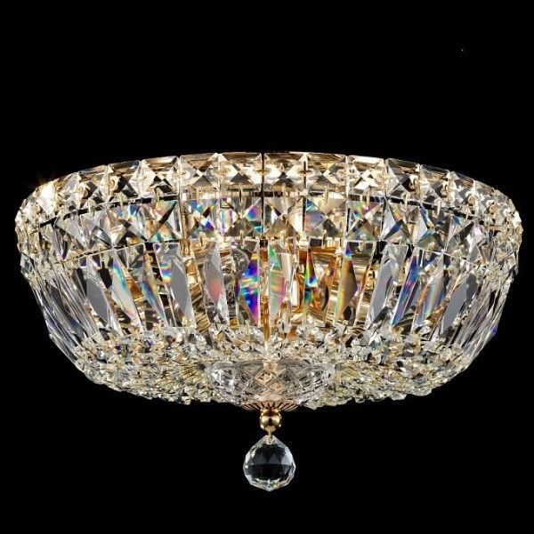 Plafon Basfor do pięknego salonu