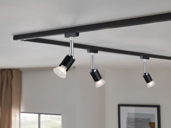 Spot Pure II do systemu szynowego w salonie