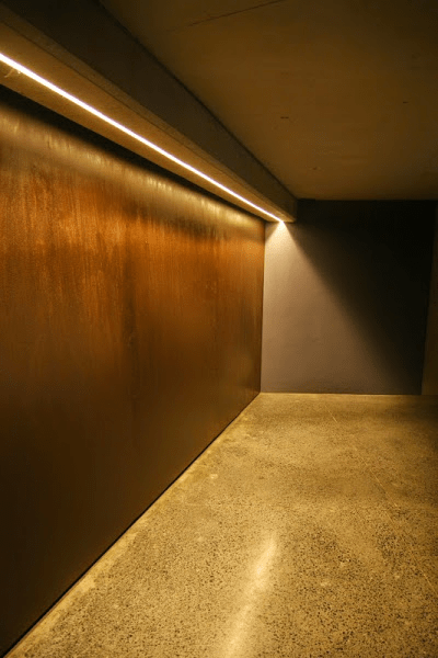 ledowe podświetlenie bramy garażowej