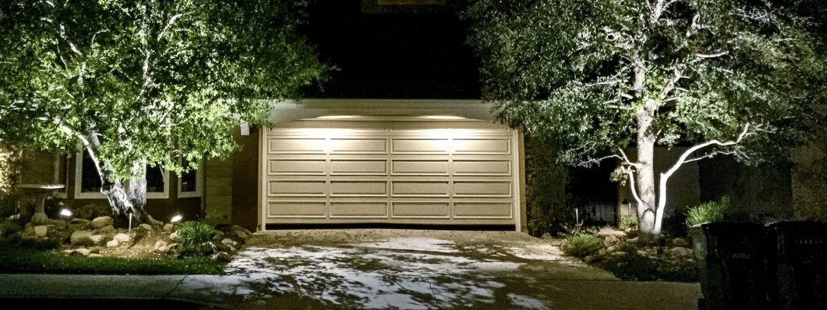 oświetlenie bramy garażowej i podjazdu